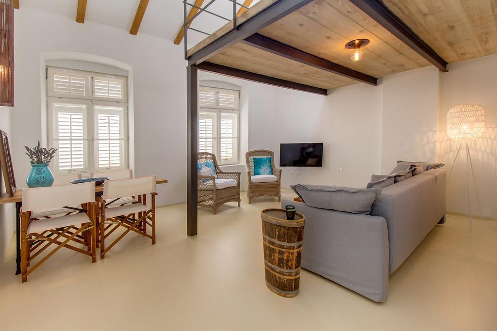 Apartments Argemonia Mali Lošinj Kültér fotó