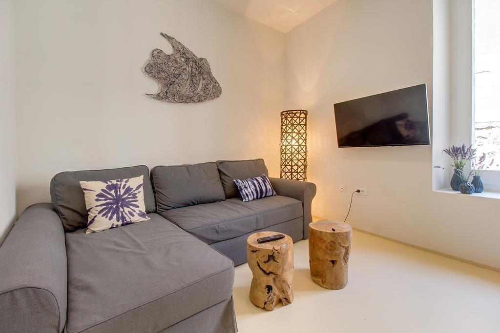 Apartments Argemonia Mali Lošinj Kültér fotó