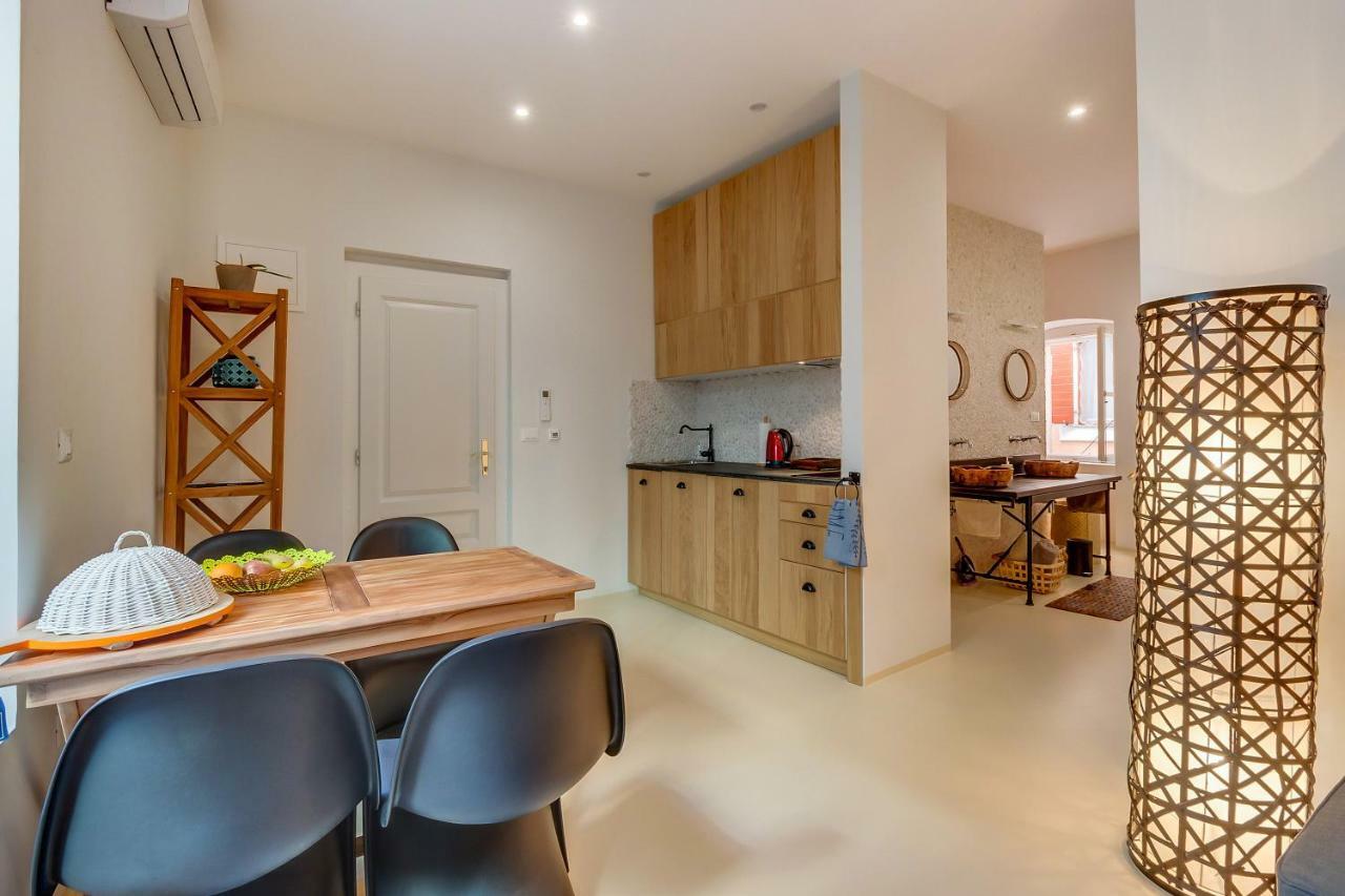 Apartments Argemonia Mali Lošinj Kültér fotó