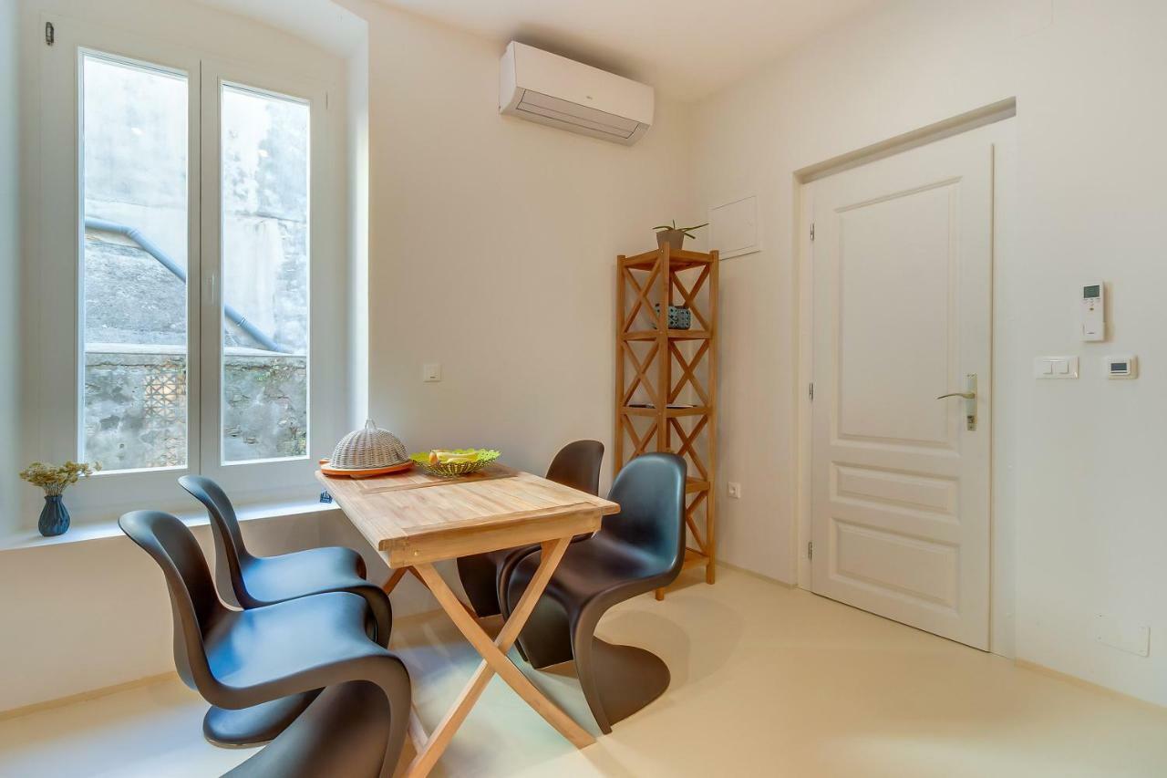 Apartments Argemonia Mali Lošinj Kültér fotó